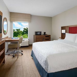Queen Room Roll Shower Mobility Access or Non-Smoking